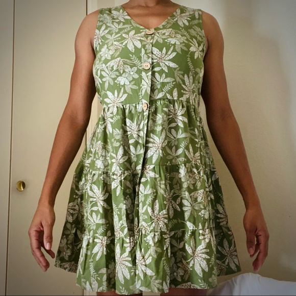 Women’s short dress| CURE brand| Size L - Picture 4 of 6